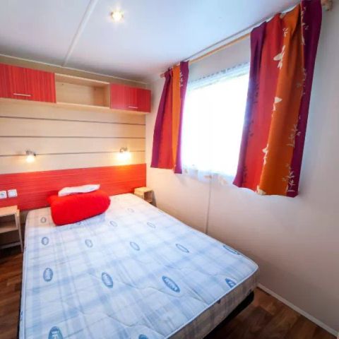 Stacaravan 4 personen - 3 Kamers 4 Personen Airconditioning + TV