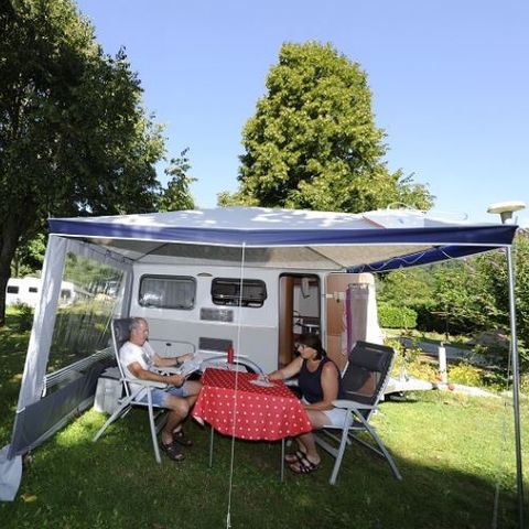 STAANPLAATS - Tent - Caravan - Kampeerauto