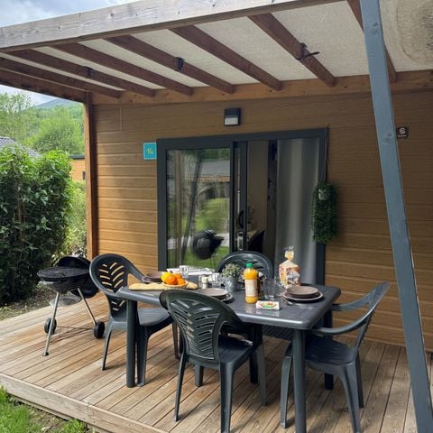 CHALET 2 people - Comfort 16m² - 1 bedroom + Covered terrace + Reversible air conditioning + TV