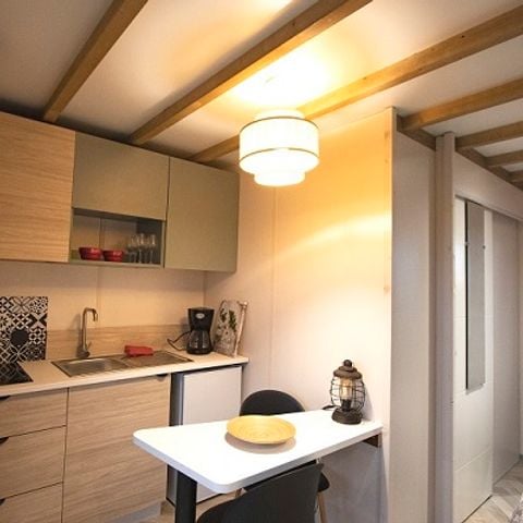 Chalet 2 Personen - Komfort 16m² - 1 Zimmer + Überdachte Terrasse + Reversible Klimaanlage + TV