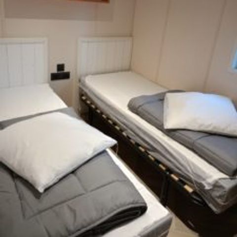 Chalet 4 Personen - PMR Komfort - 2 Zimmer + Überdachte Terrasse + Klimaanlage + TV