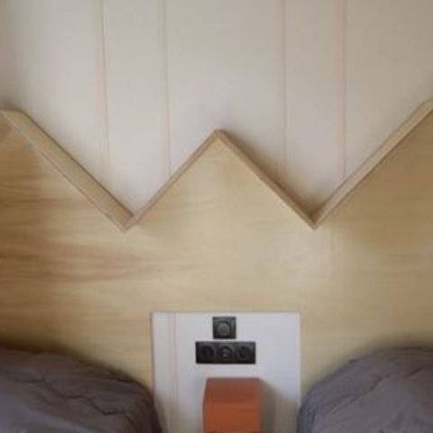 CHALET 6 people - Comfort 42m² - 3 bedrooms + Covered terrace + Reversible air conditioning + TV