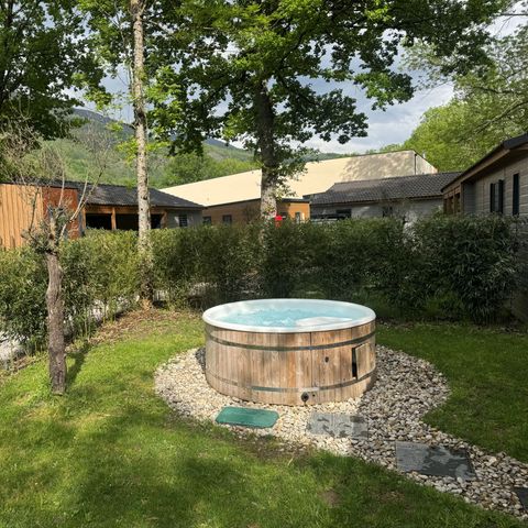 Chalet 4 persone - SPA Confort 35m² - 2 camere - Da letto - Terrazza coperta - Aria condizionata reversibile - TV
