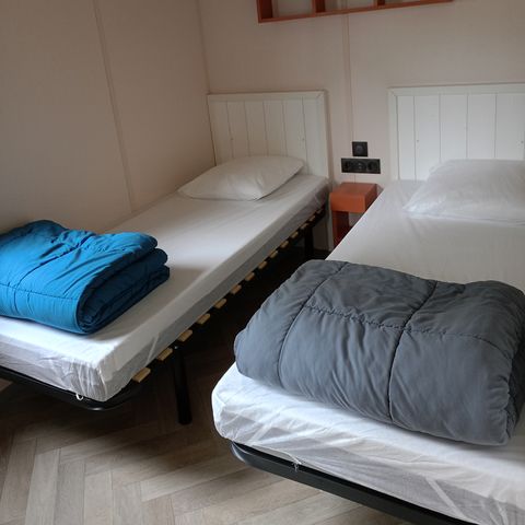 Chalet 6 Personen - SPA Confort 42m² - 3 Zimmer + Überdachte Terrasse + Reversible Klimaanlage + TV