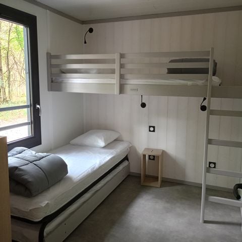 Chalet 6 Personen - Premium 56m² - 3 Schlafzimmer + Überdachte Terrasse + Reversible Klimaanlage + TV