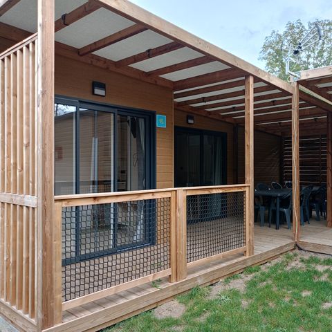 MOBILHOME 6 personas - Premium 40m² - 3 dormitorios - 3 baños + Terraza cubierta + Aire acondicionado reversible + TV