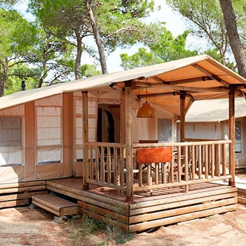 Tente en toile et en bois 5 personnes - Safari | 2 Ch. | 4/5 Pers. | 1 SDB | Clim.