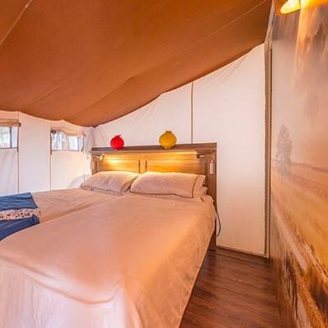 Tente en toile et en bois 5 personnes - Tente Safari | 2 Ch. | 4/5 Pers. | Clim.