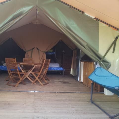 TIENDA DE LONA Y MADERA 5 personas - FREEFLOWER (Sin instalaciones sanitarias)