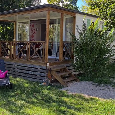 BUNGALOW 4 personnes - LOGGIA en arrivée Samedi