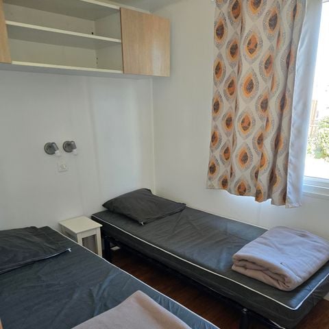 BUNGALOW 6 personnes - Mobile-home Cayanne Standard Clim 31m² - 2 chambres, terrasse semi-couverte - clim -