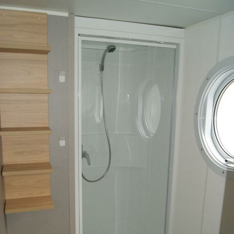 Mobilhome 6 personnes - Cayanne Confort 31m² - 2 chambres - Terrasse semi-couverte - Clim
