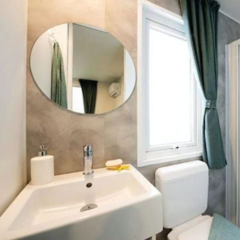 CASA MOBILE 6 persone - Casa mobile | Premium | 3 Camere da letto | 6 Persone | Terrazza rialzata | 1 Bagno | Aria condizionata.