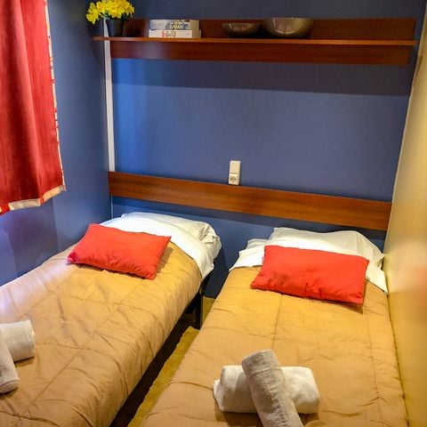 Stacaravan 6 personen - Salignac