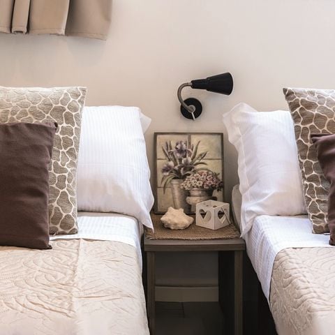 Mobilheim 4 personen - 2 Schlafzimmer / 1 Badezimmer - überdachte Terrasse