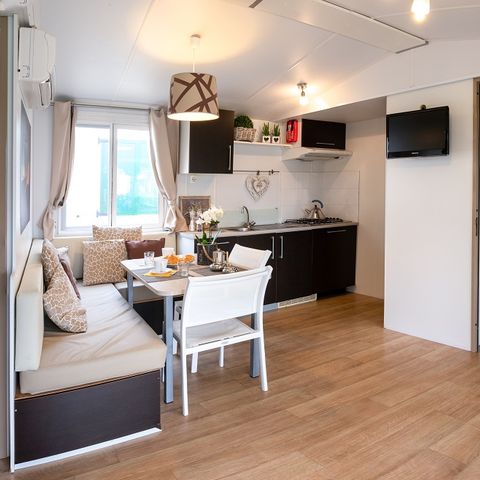 BUNGALOW 4 personnes - 3 chambres / 1 salle de bain - terrasse couverte