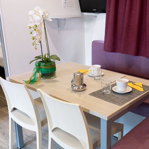 Mobilheim 4 personen - 3 Schlafzimmer / 2 Badezimmer - überdachte Terrasse