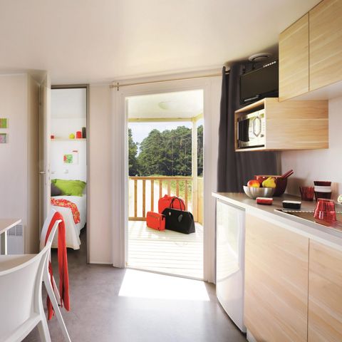 Mobile home 4 persons - Standard 27 m² 2 bedrooms including 7 m² semi-covered terrace + TV