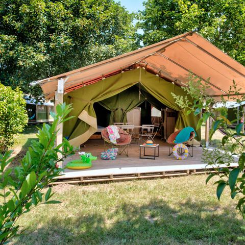 Bungalowzelt 5 personen - Freeflower Standard 37m² 2 Zimmer, davon überdachte Terrasse 13m² - ohne Sanitäranlagen