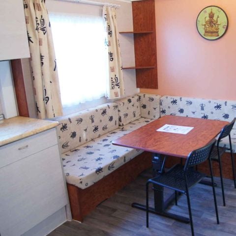 MOBILE HOME 5 people - Myrtil – Sleeps 5 (4 adults + 1 child under 9 years old, in a loft bed) – 2 bedrooms