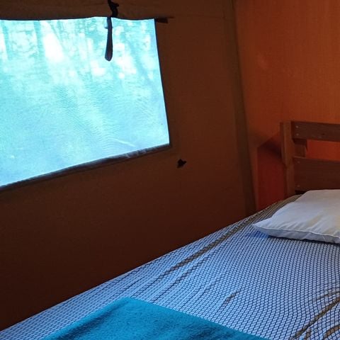 Zelt 5 Personen - Orri (ohne Wasser, ohne Sanitäranlagen) 5 Personen – 2 Schlafzimmer