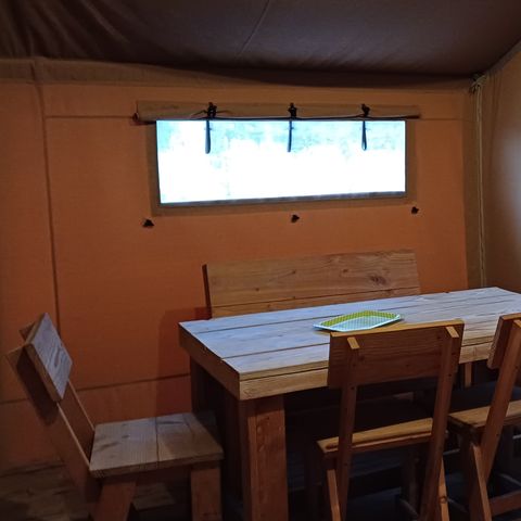 TENT 5 people - Orri (no running water, no bathroom facilities) sleeps 5 – 2 bedrooms