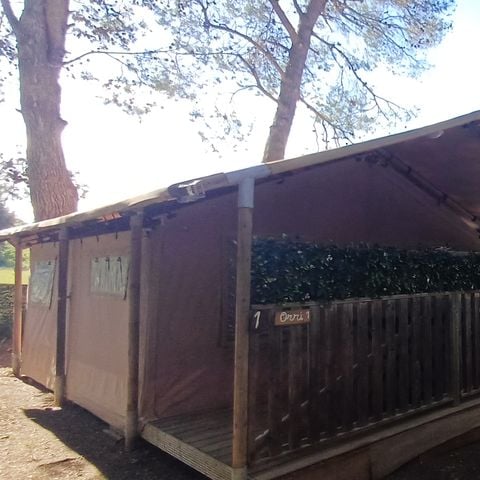TENTE 5 personnes - Orri (sans eau, sans sanitaires) 5 personnes - 2 chambres