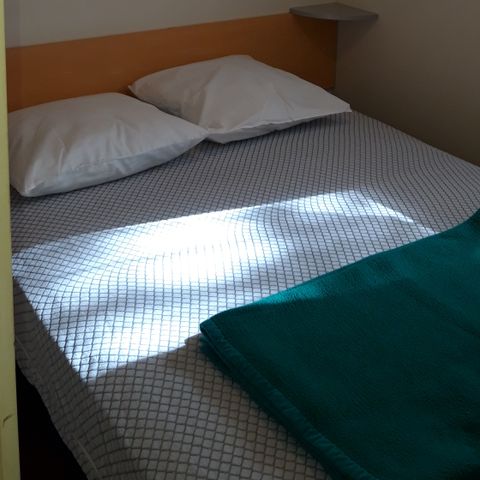 Mobile home 4 persons - GENTIANE - Sleeps 4 - 1 bedroom - (October to April: no hot tub)
