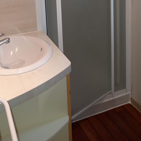 Mobile home 4 persons - GENTIANE - Sleeps 4 - 1 bedroom - (October to April: no hot tub)