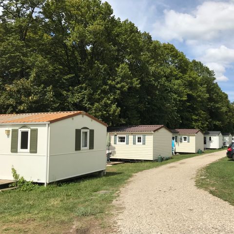 Mobile home 4 persons - about 30m2 with sanitary facilities