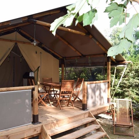 Canvas and wooden tent 5 persons - LODGE KENYA (WITHOUT SANITARY FACILITIES)