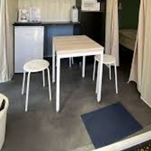 Accommodation 4 persons - COCOSWEET (WITHOUT SANITARY FACILITIES)