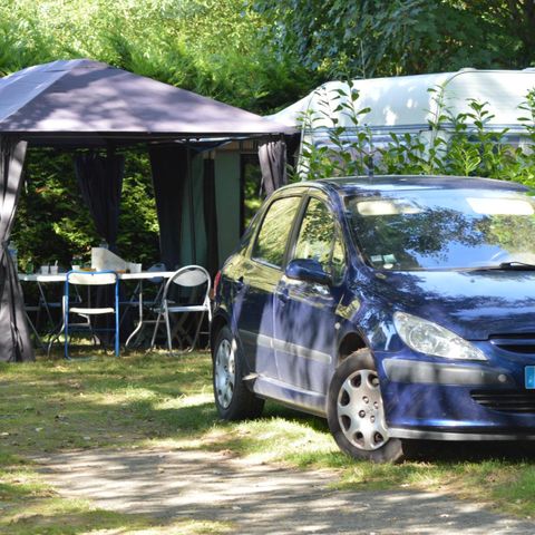 STAANPLAATS - Standplaats tent/caravan + voertuig