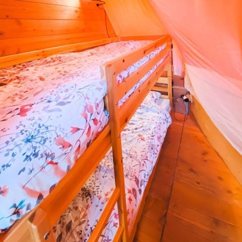 TENTE 4 personnes - Tipi Maya 24 m² - sans sanitaire 4 personnes