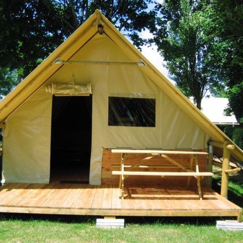 Canvas and wooden tent 5 persons - AMAZONE - Without sanitary facilities