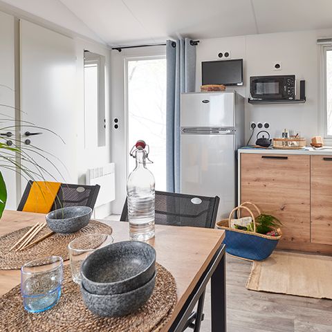 Mobile home 5 persons - "FAMILY COMFORT" 2-bedroom with air conditioning