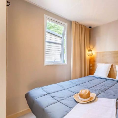 Mobile home 6 persons - Premium - 4 Rooms - Air-conditioned - TV - Jacuzzi