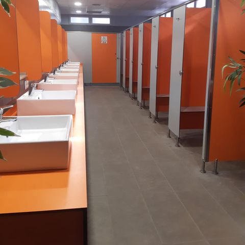 Kampeerplaats - Parcela + Caravana 70m