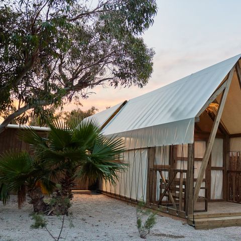 Canvas and wooden tent 2 persons - Glamping Cabin-Tent Senyoret