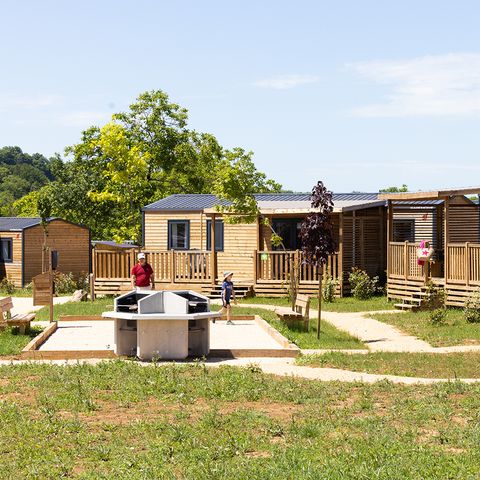 Mobile home 6 persons - Cottage Le P'tit Quercynois (Arrival Saturday) - 3 bedrooms - 2 bathrooms