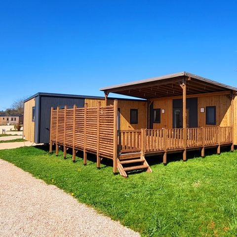 Mobilhome 10 personnes - Cottage Premium "Route de la noix" - 5 chambres - TV - CLIM - Lave-vaisselle - 3 salles de bain
