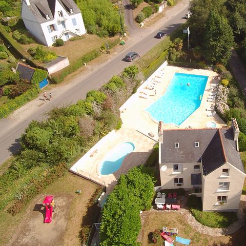 House 9 persons - Avel Mor (4 CH) with swimming pool 600m from the beach