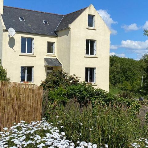 House 9 persons - Avel Mor (4 CH) with swimming pool 600m from the beach