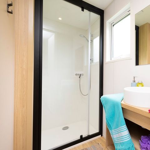 Mobile home 4 persons - Privilège 2bed - TV - 27m²- sea view