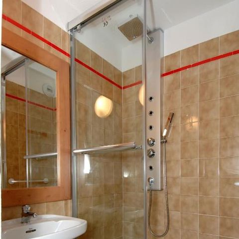 Piso 6 personas - 2/3 habitaciones 6 pers.