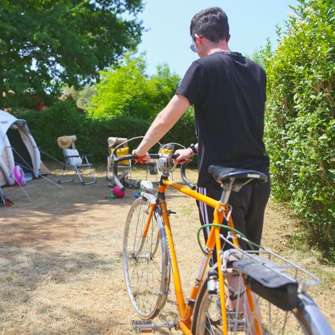 TENTE 6 personnes - TENTE 25 m² sans sanitaires