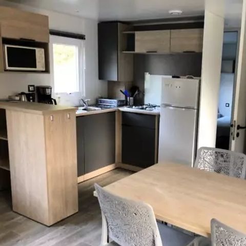 MOBILE HOME 6 people - Comfort Mobile-Home 4 Rooms 6 People Air-conditioned + TV