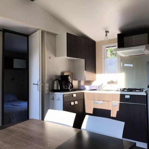 MOBILHOME 4 personnes - Confort 3 Pièces 4 Personnes Climatisé + TV