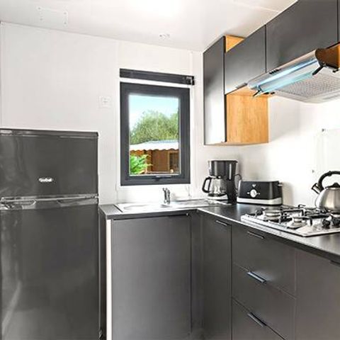 Bungalow 4 Personen - Mobilheim | Ultimate | 2 Zi. | 4 Pers. | Einfache Terrasse | Klima | TV