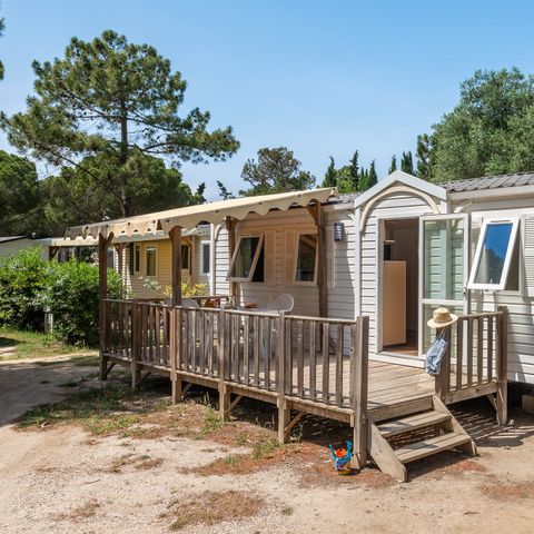 CASA MOBILE 6 persone - Classic | 3 Camere da letto | 6 Pers. | Terrazza rialzata | Aria condizionata.